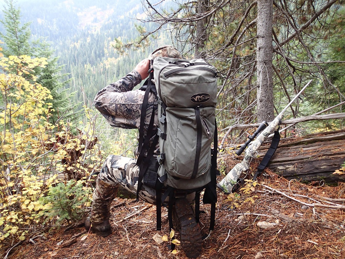 How to choose a backpack for your next hunt