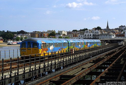 483006 at Ryde Pier by Tutenkhamun Sleeping Isleofwight photo